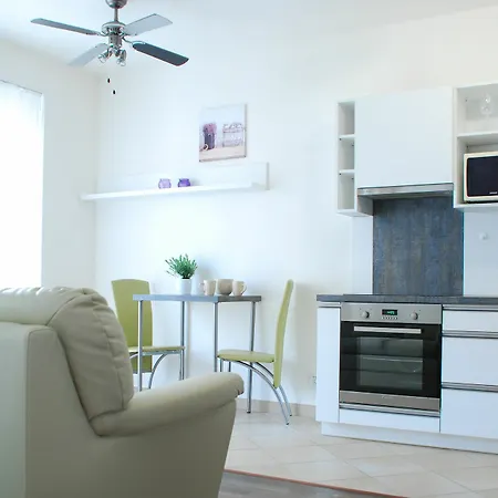 Appartement A Place To *